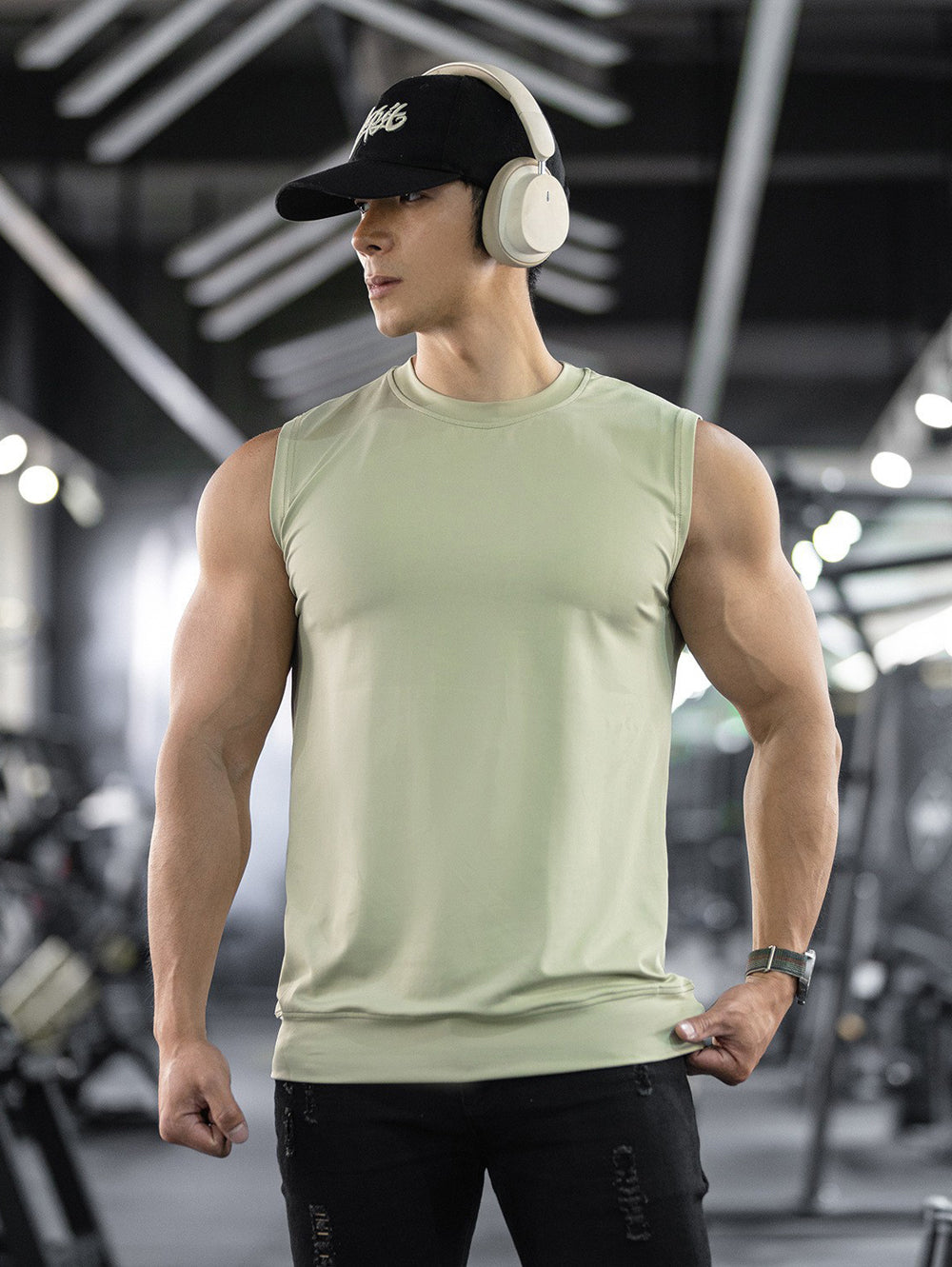 Men's New Sleeveless Hooded Vest with Pockets, Quick Dry Stretch Sports Tank Top for Running, Gym & Workout